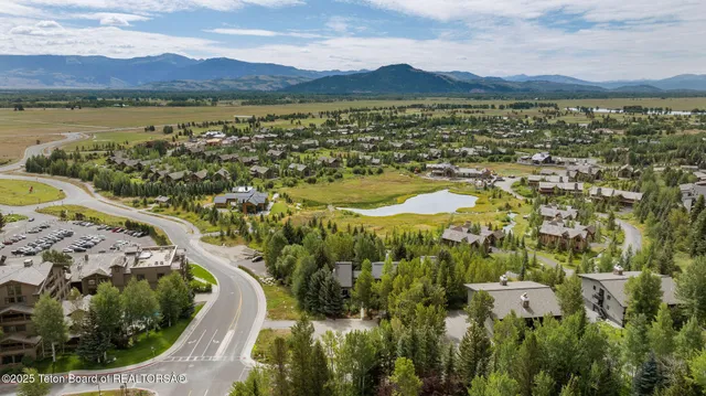 $3,200,000 | 3450 McCollister Drive, Unit B8, Teton Village, WY 83025