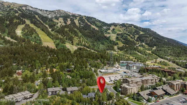 $3,200,000 | 3450 McCollister Drive, Unit B8, Teton Village, WY 83025