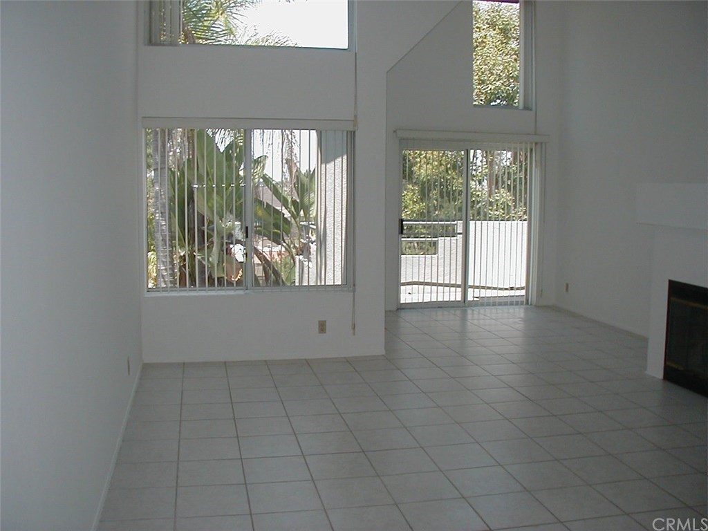 27857 Ruby, Unit 63 Mission Viejo, CA 92691 - Photo 4 of 28