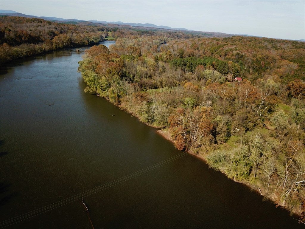 3454 Firehouse Road Howardsville, VA 24562 - Photo 11 of 12 Gallery Image 11