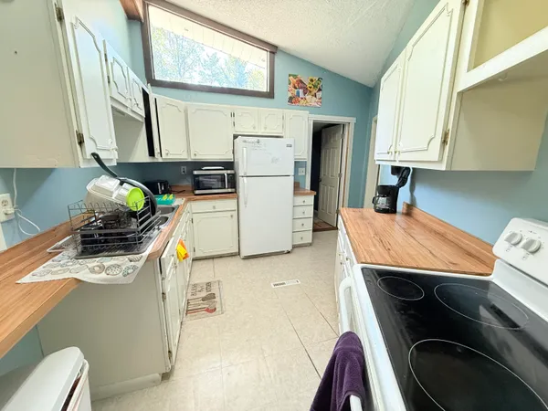 $180,000 | 4207 Blue Vista Drive, Evart, MI 49631