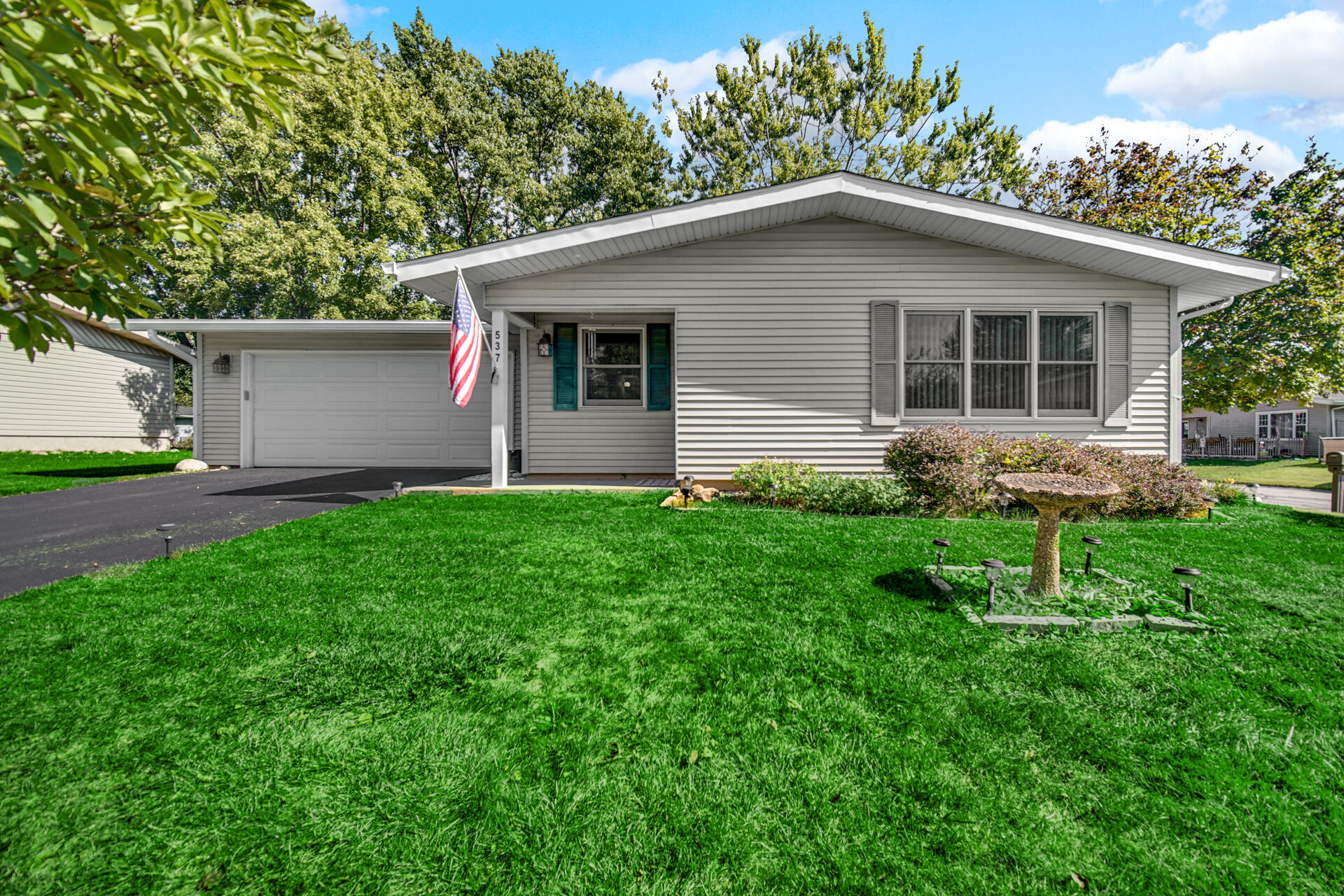 537 Raven Road Valparaiso, IN 46385 - Photo 1 of 18 1920x1280