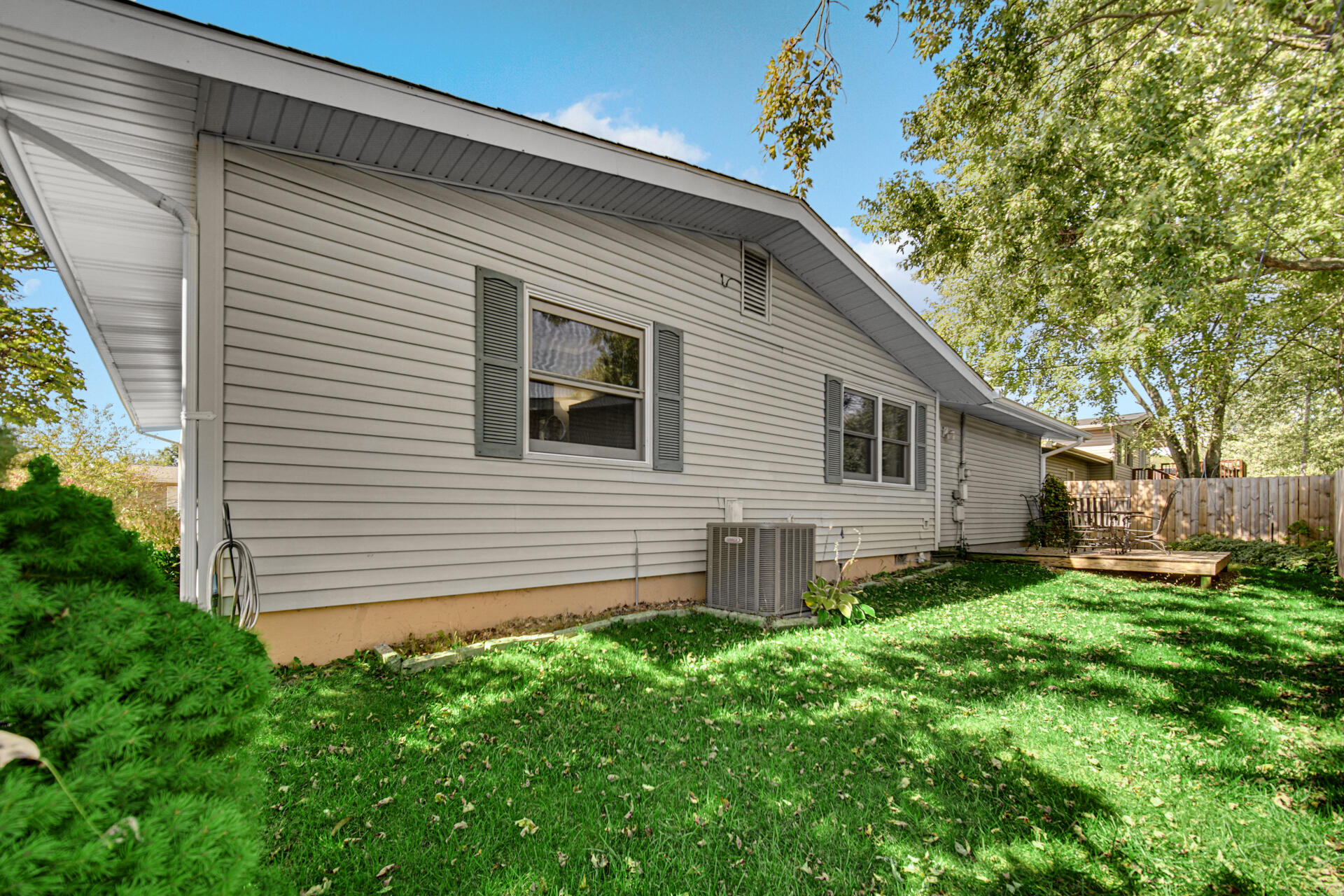 537 Raven Road Valparaiso, IN 46385 - Photo 18 of 18 1920x1280