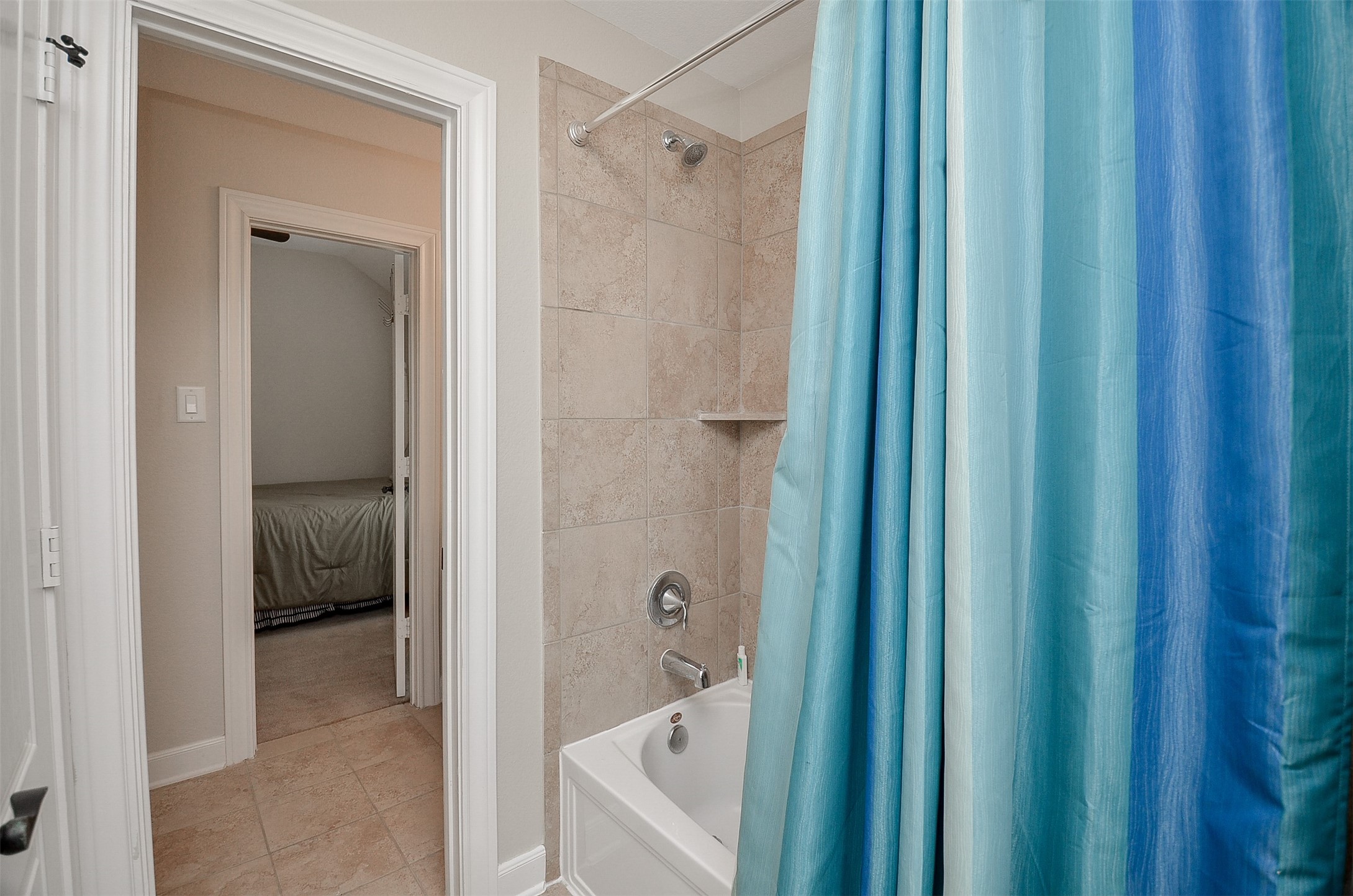 1310 Ellis Grove Lane Rosenberg, TX 77471 - Photo 27 of 38 a bathroom with a bathtub vanity and a shower