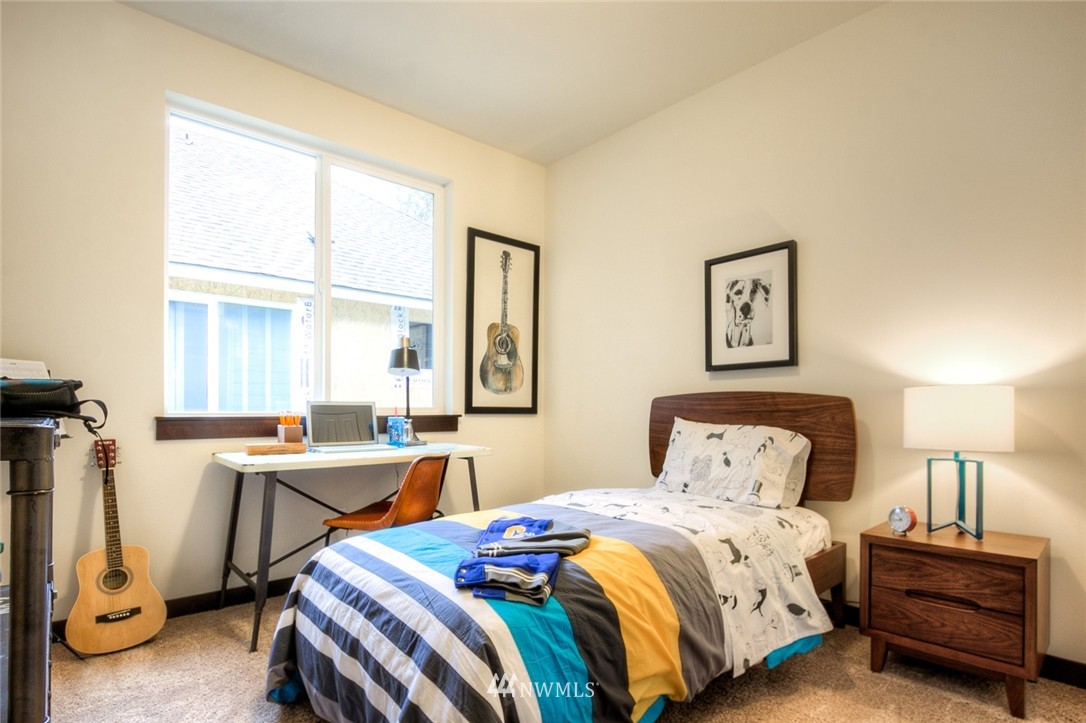 17627 3rd Avenue Southeast, Unit 18 Bothell, WA 98012 - Photo 10 of 14