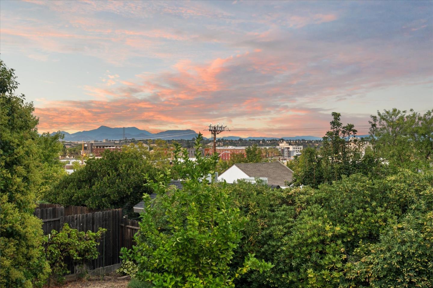 1901 Chestnut Street Redding, CA 96001 - Photo 31 of 39