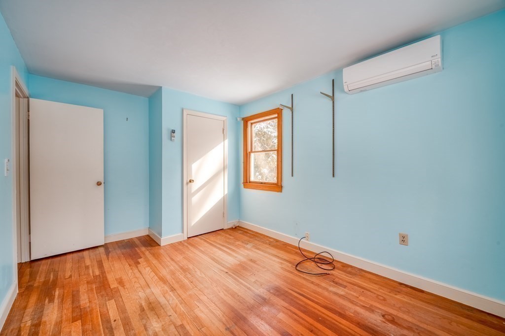33 Forge Village Road Westford, MA 01886 - Photo 16 of 33 Gallery Image 16
