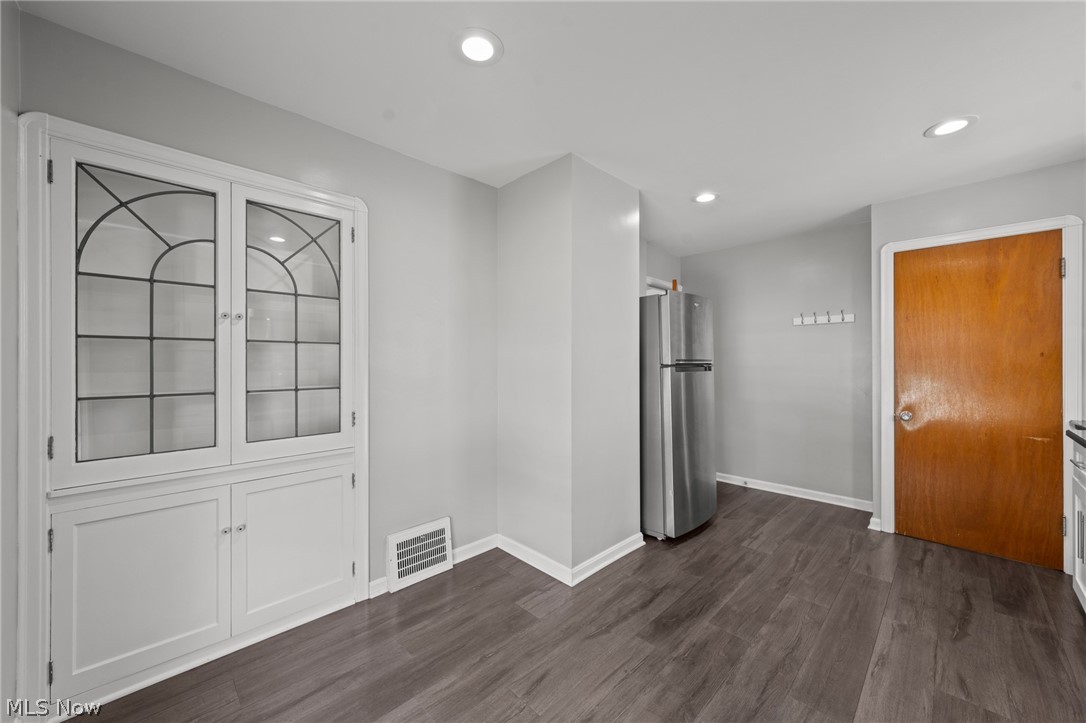 3261 Berea Road Cleveland, OH 44111 - Photo 21 of 43 Gallery Image 21