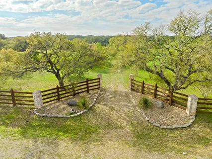 $799,000 | 415 East Bartlett Drive, Buda, TX 78610