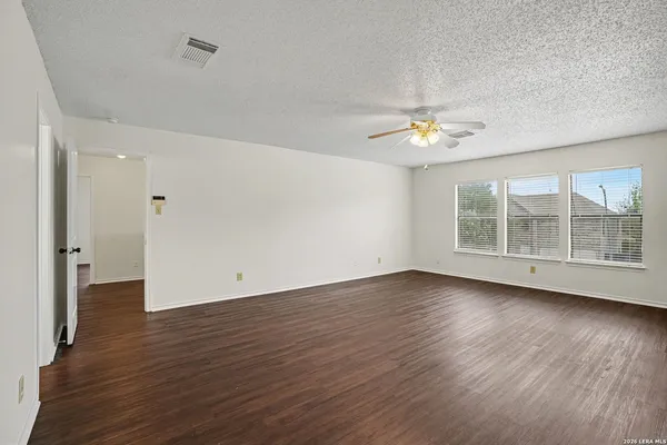 $209,900 | 8011 Cherry Glade, Converse, TX 78109