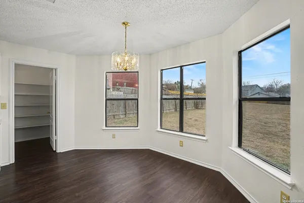 $209,900 | 8011 Cherry Glade, Converse, TX 78109