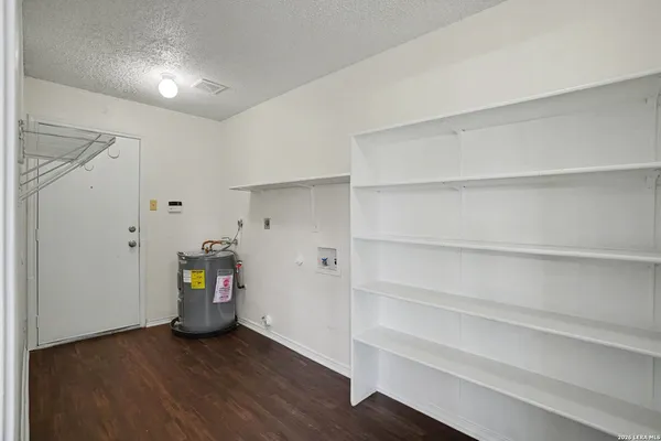 $209,900 | 8011 Cherry Glade, Converse, TX 78109