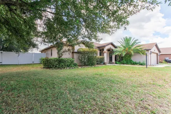 $1,900 | 4938 Southwest 99th Place, Ocala, FL 34476