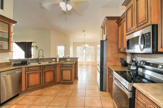 $2,300 | 4938 Southwest 99th Place, Ocala, FL 34476