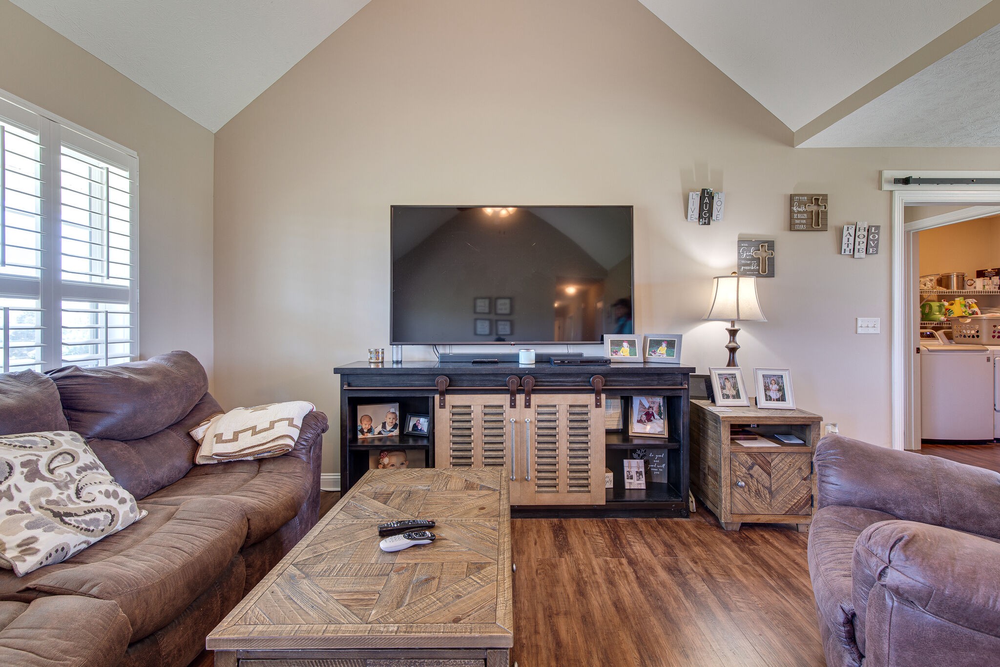 1041 Fleet Town Road Dickson, TN 37055 - Photo 7 of 41 Gallery Image 7