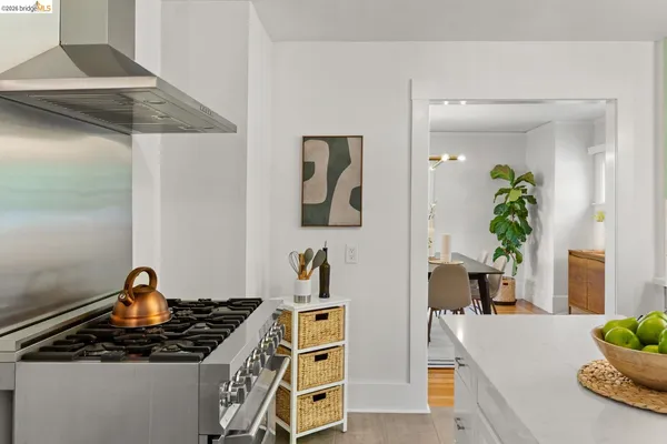 $1,695,000 | 2031 Los Angeles Avenue, Berkeley, CA 94707