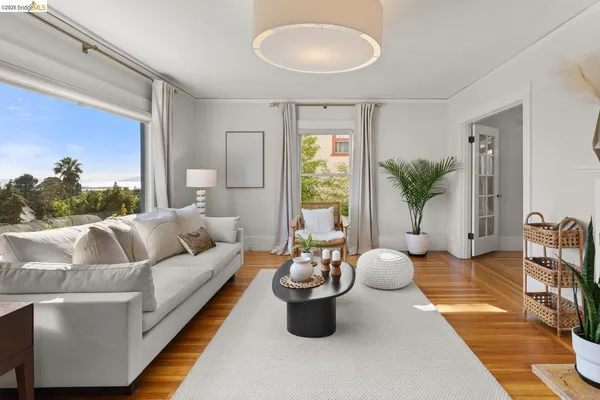 $1,695,000 | 2031 Los Angeles Avenue, Berkeley, CA 94707