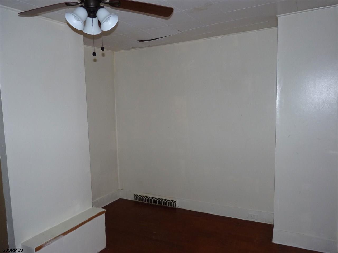 317 New Road Northfield, NJ 08225 - Photo 10 of 11 Gallery Image 10
