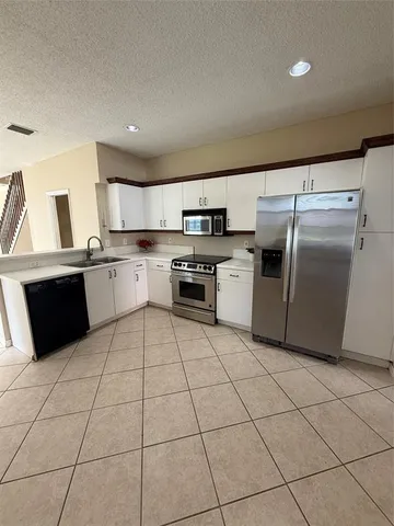 $3,500 | 3797 San Simeon Circle, Unit 3797, Weston, FL 33331
