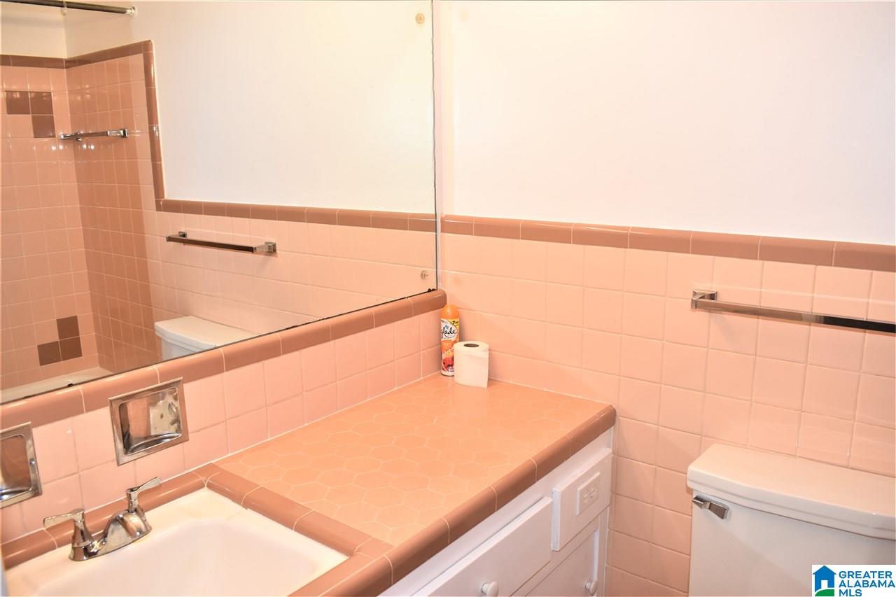 912 Barnisdale Road Birmingham, AL 35235 - Photo 21 of 30