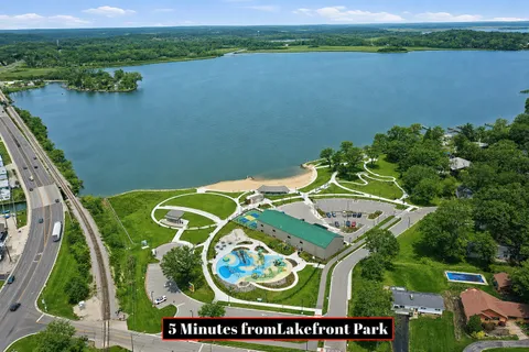 $300,000 | 39 Fairfax, Fox Lake, IL 60020