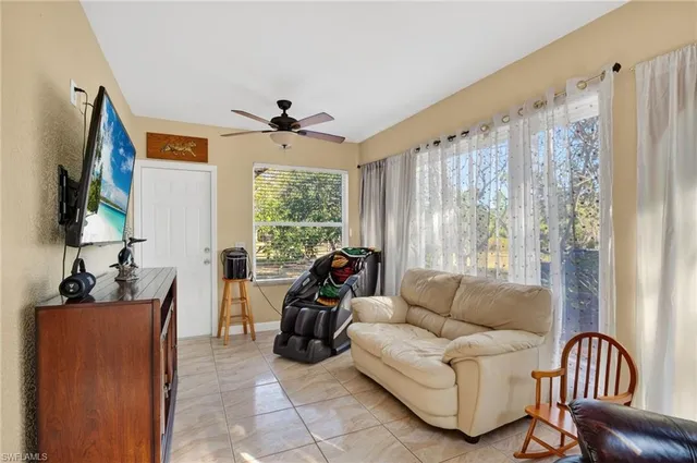 $482,900 | 390 12th Street Southeast, Naples, FL 34117