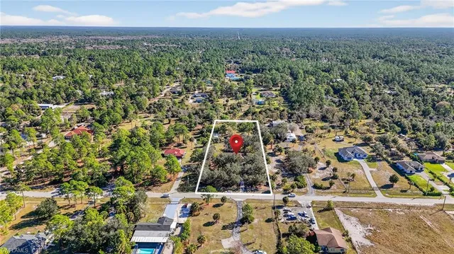 $482,900 | 390 12th Street Southeast, Naples, FL 34117