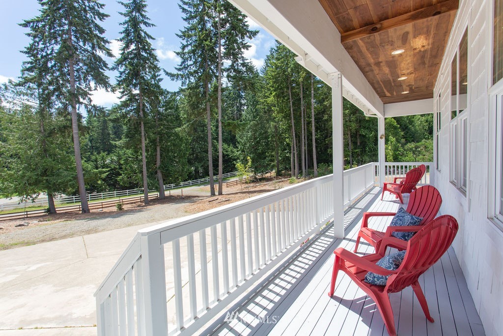 7225 Southeast Overaa Road Port Orchard, WA 98367 - Photo 2 of 40 Gallery Image 2