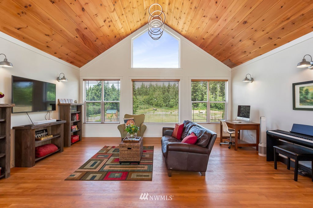 7225 Southeast Overaa Road Port Orchard, WA 98367 - Photo 22 of 40 Gallery Image 22