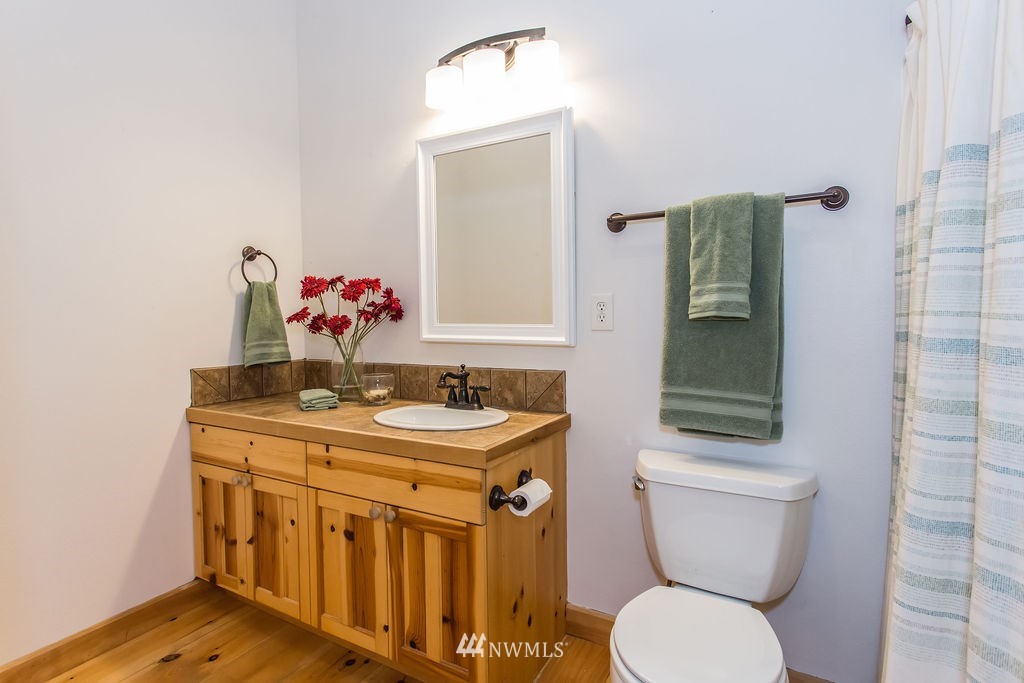 7225 Southeast Overaa Road Port Orchard, WA 98367 - Photo 31 of 40 Gallery Image 31