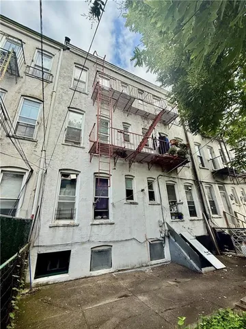 $1,390,000 | 1822 Putnam Avenue | Ridgewood