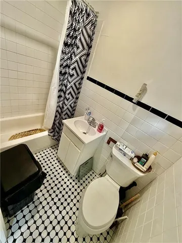 $1,390,000 | 1822 Putnam Avenue | Ridgewood