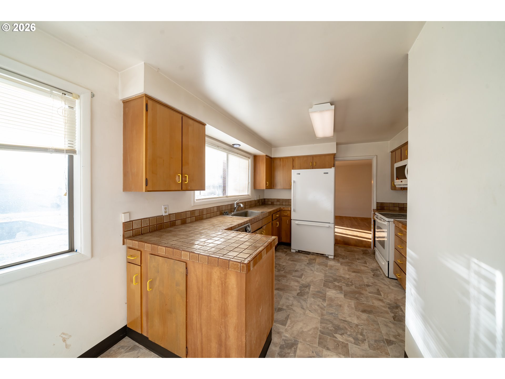 710 Binshadler Street Lebanon, OR 97355 - Photo 7 of 23