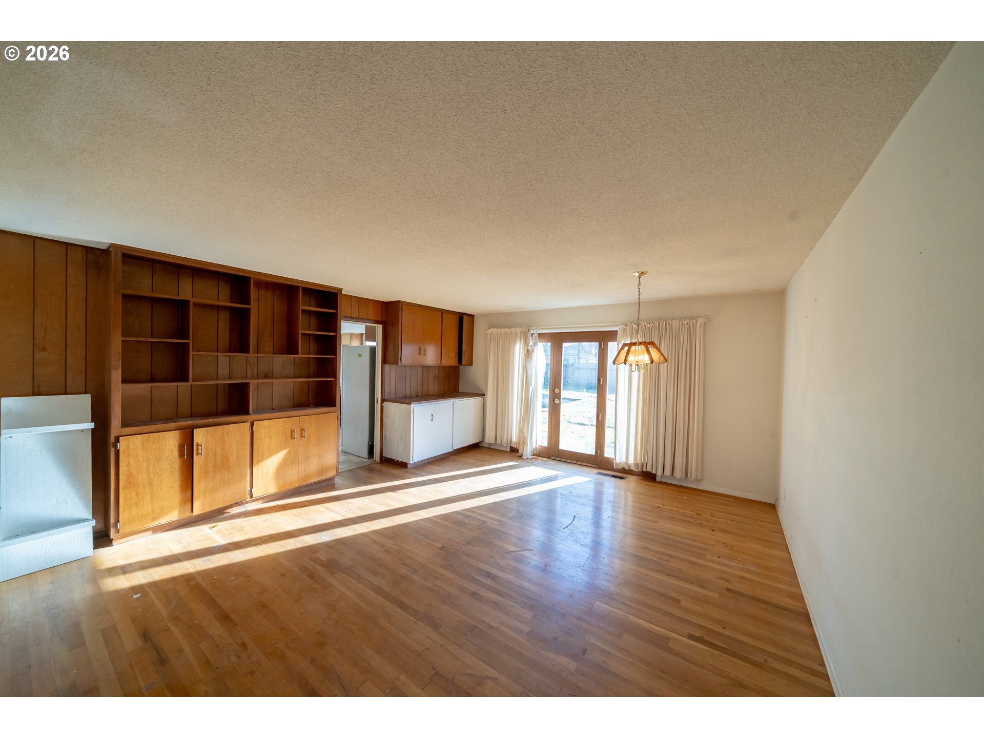 710 Binshadler Street Lebanon, OR 97355 - Photo 8 of 23