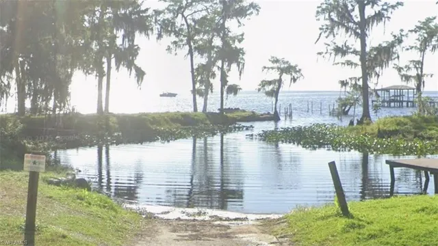 $38,000 | 338 Riviera Drive, Crescent City, FL 32112