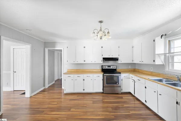 $215,000 | 302 Lucky Street, Easley, SC 29640