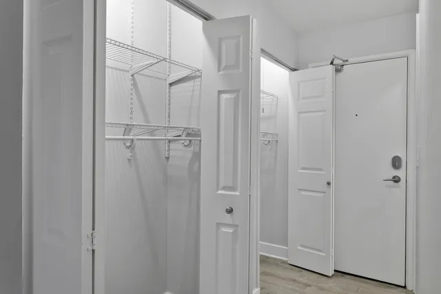 $1,259 | 6758 North Sheridan Road, Unit 241, Chicago, IL 60626