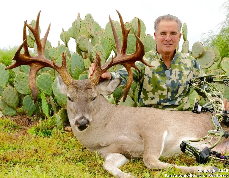 9239 Fm 133 Cotulla, TX 78014 - Photo 115 of 120