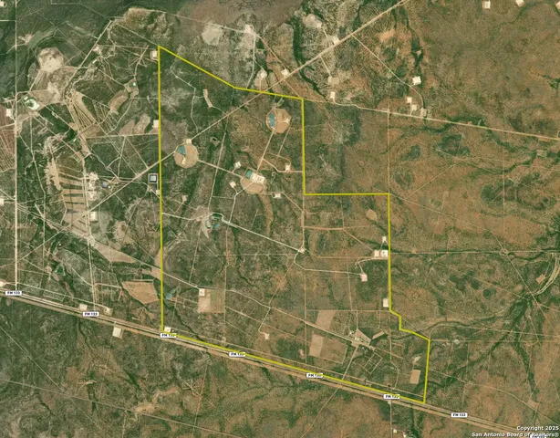 $18,995,000 | 9239 Fm 133, Cotulla, TX 78014