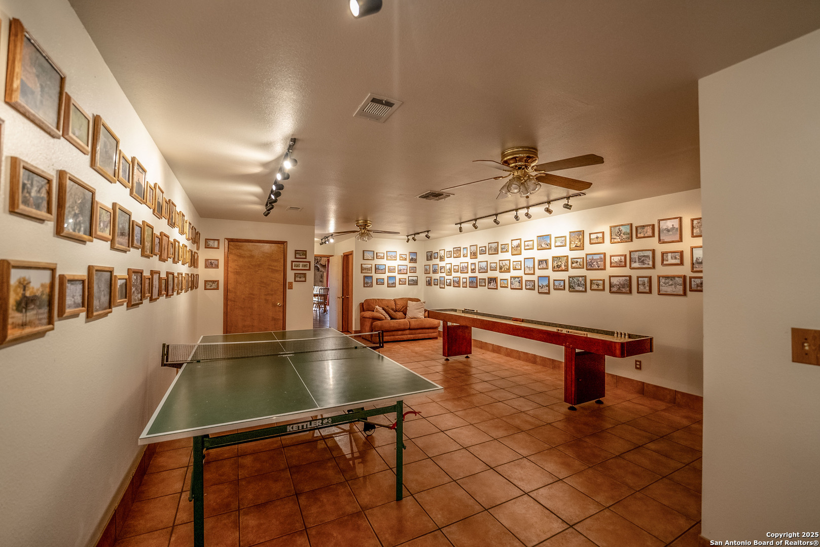 9239 Fm 133 Cotulla, TX 78014 - Photo 45 of 120