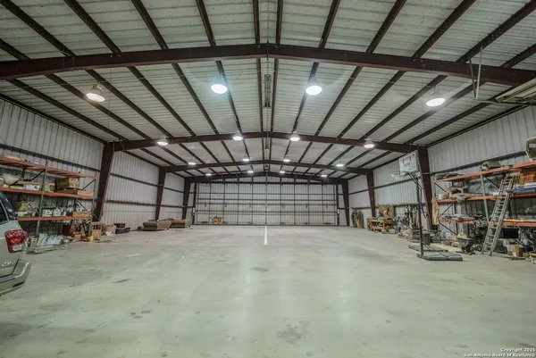 $18,995,000 | 9239 Fm 133, Cotulla, TX 78014