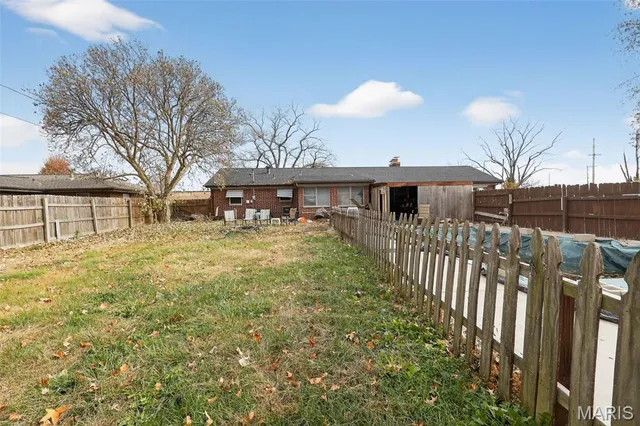 $179,900 | 101 Sheffield Drive, Belleville, IL 62223