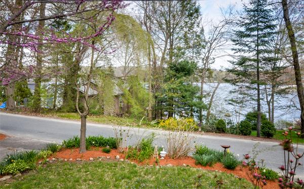 14 Oakhurst Road Hopkinton, MA 01748 - Photo 5 of 18 Gallery Image 5