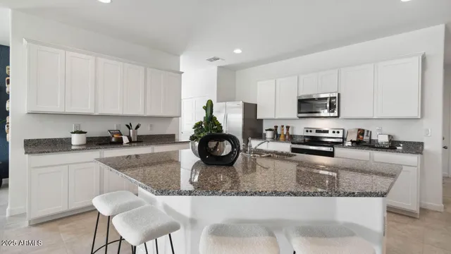 $374,990 | 1592 North Comiskey Drive, Florence, AZ 85132