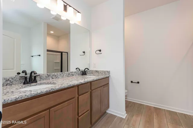 $1,950 | 300 Wakely Court, Lafayette, LA 70506