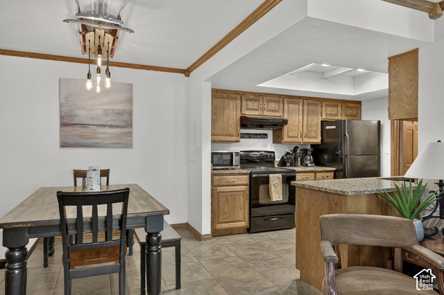 150 Ridgeview Street Brian Head, UT 84719 - Photo 8 of 43 Kitchen featuring natural wood cabinetry, black appliances, and granite-style countertops