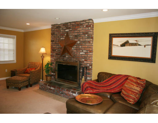7 Pomeroy Road North Reading, MA 01864 - Photo 16 of 23 Gallery Image 16