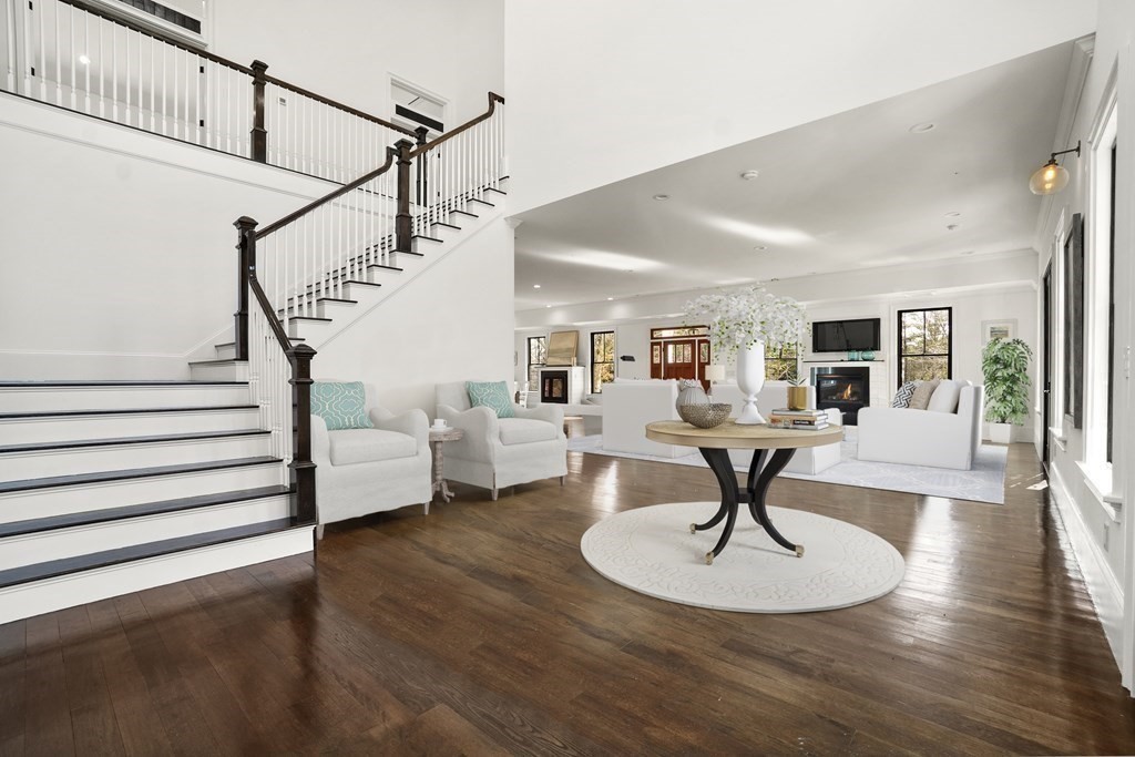 41 Weaver Road Barnstable, MA 02632 - Photo 4 of 23