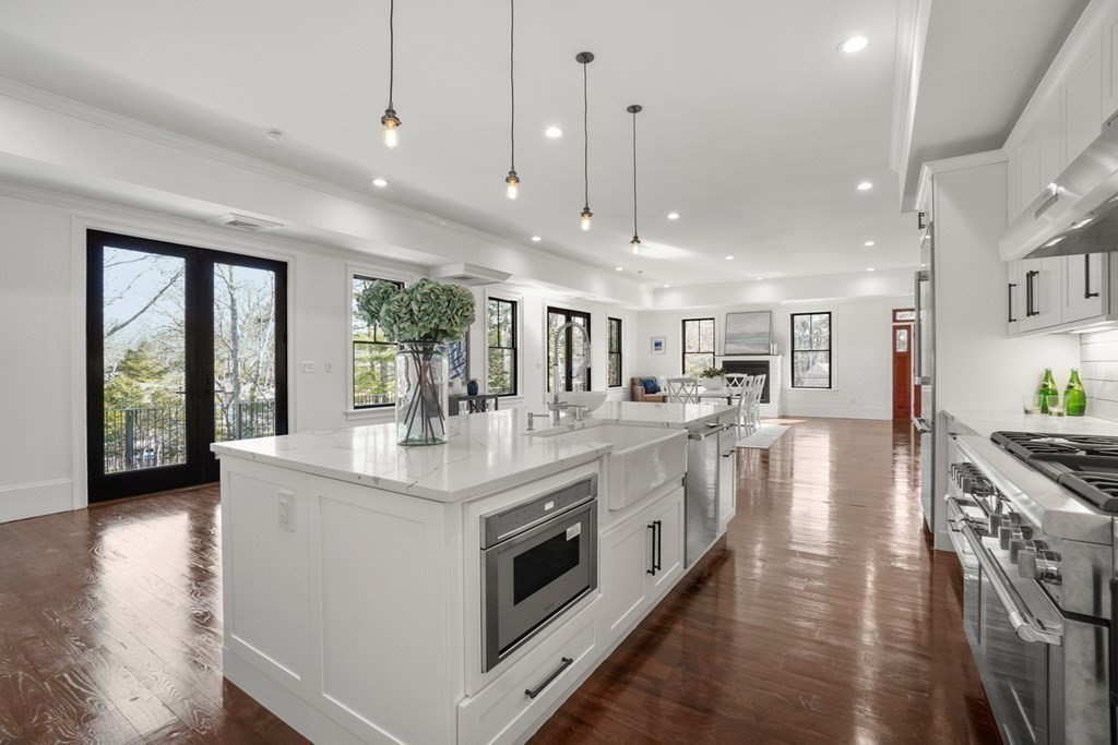 41 Weaver Road Barnstable, MA 02632 - Photo 7 of 23