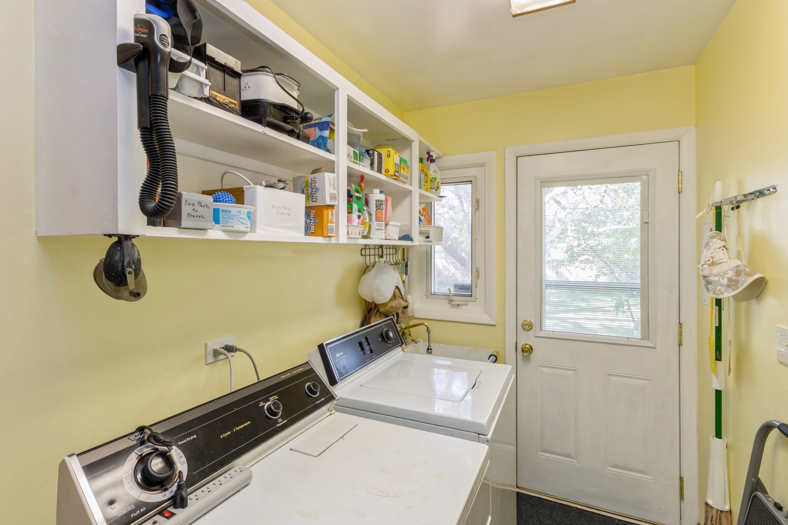 540 Newark Lane Hoffman Estates, IL 60169 - Photo 6 of 10